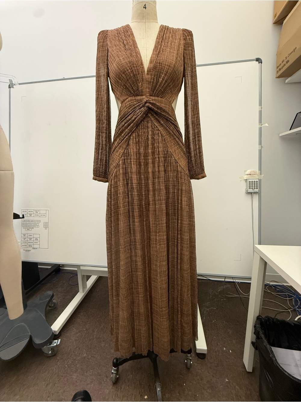 Gianni Bini Bronze Long Sleeve Maxi Dress - size 4